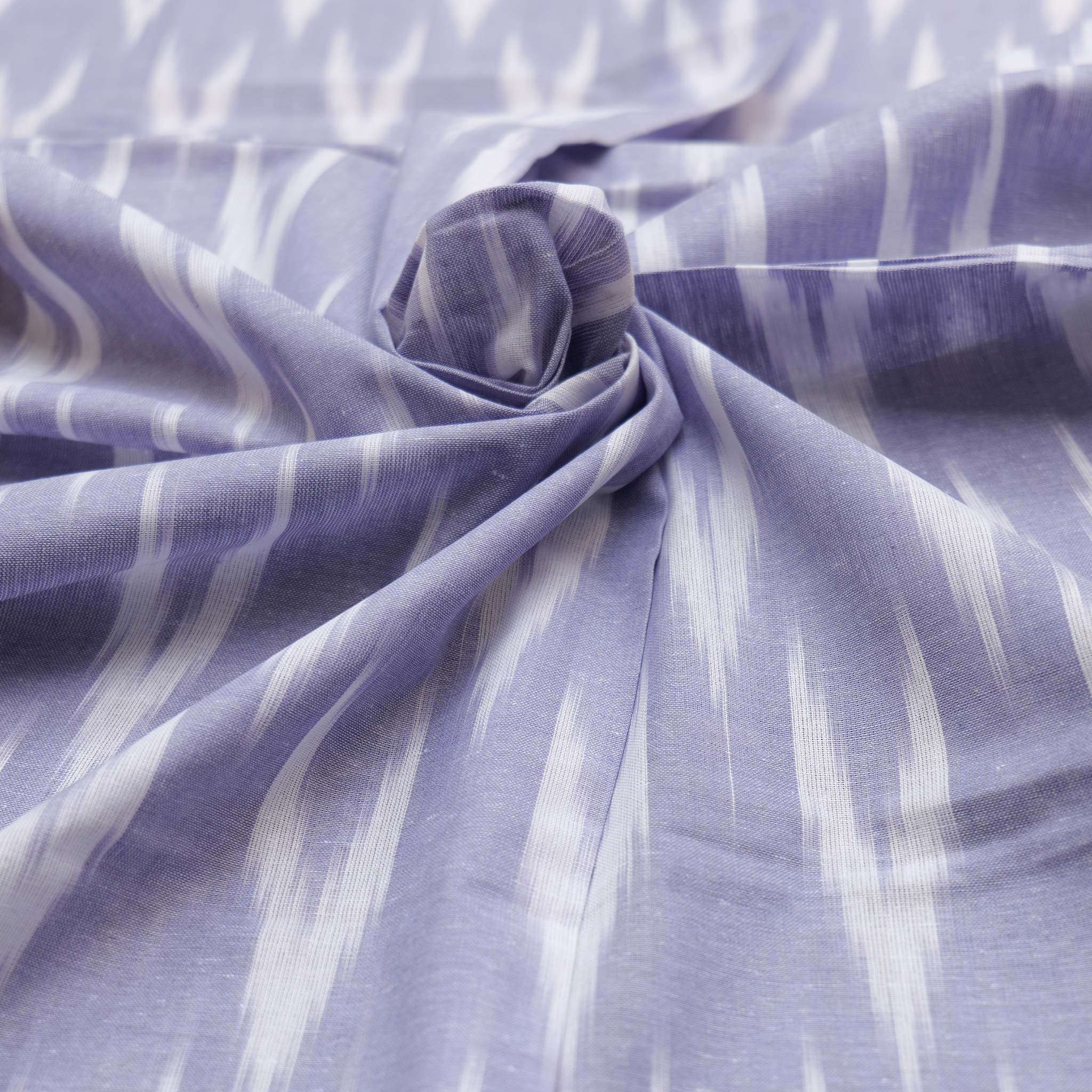 HANDLOOM IKAT WEAVING FABRIC — THE ART OF WOVEN PATTERNS